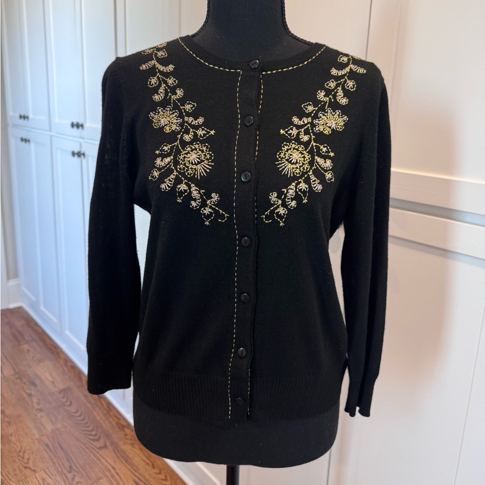 Ann Taylor Loft cute 3/4 length sleeve cardigan- super cute detail
